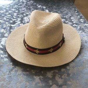 Vince Camuto Ladies Hat